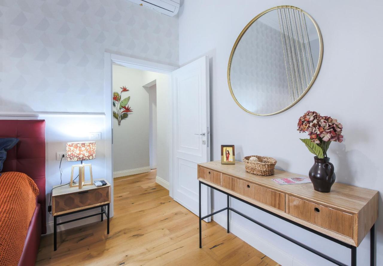 Apartamento -apartments Florence-guido Monaco Contemporary With Balcony Florencia