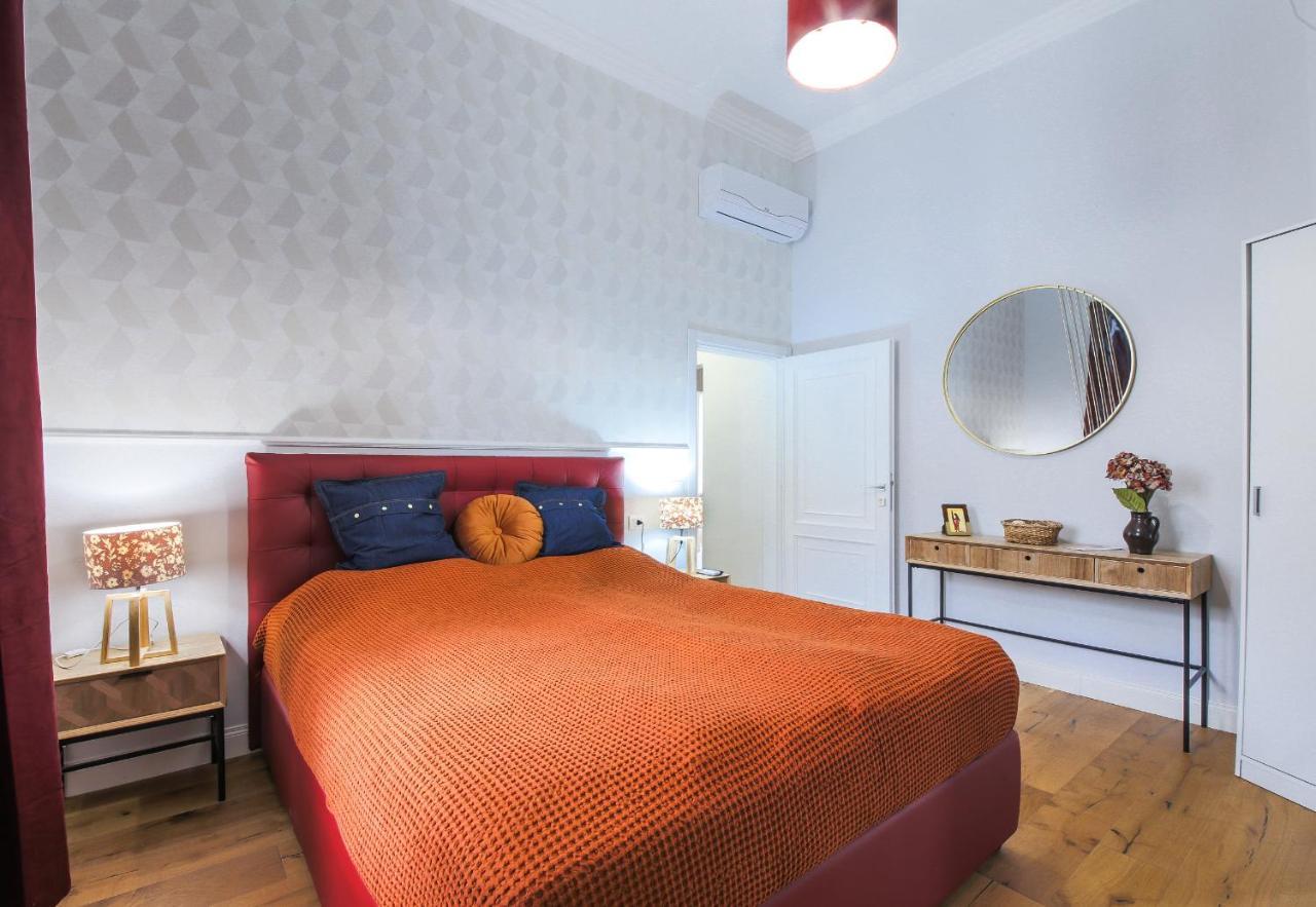 -apartments Florence-guido Monaco Contemporary With Balcony * Florencia